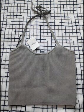 Forever 21 Size Small Gray Ribbed Stretch Halter Top New with Tags